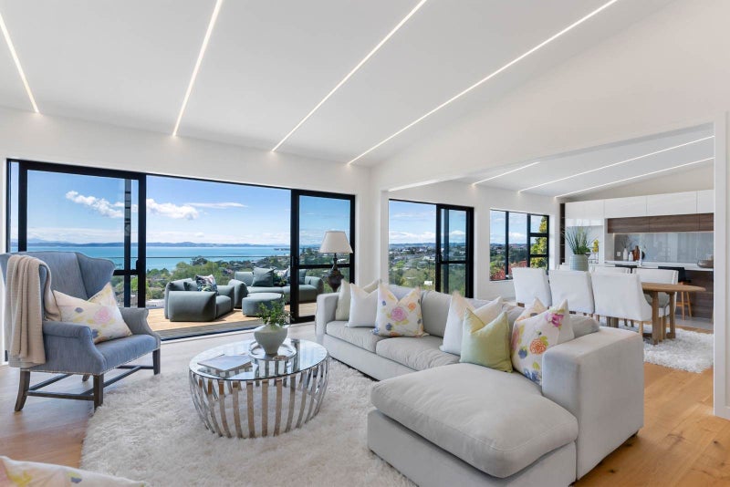 97B Bleakhouse Road, Howick, Auckland - Carousel 2