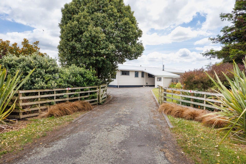 69 Reid Line, AORANGI, FEILDING - Carousel 1