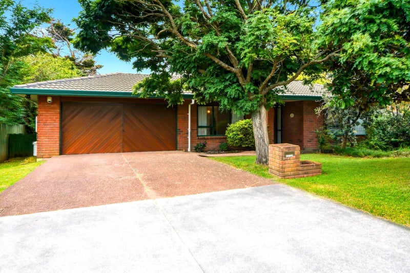 44 Princeton Parade, Albany, Auckland - Carousel 27