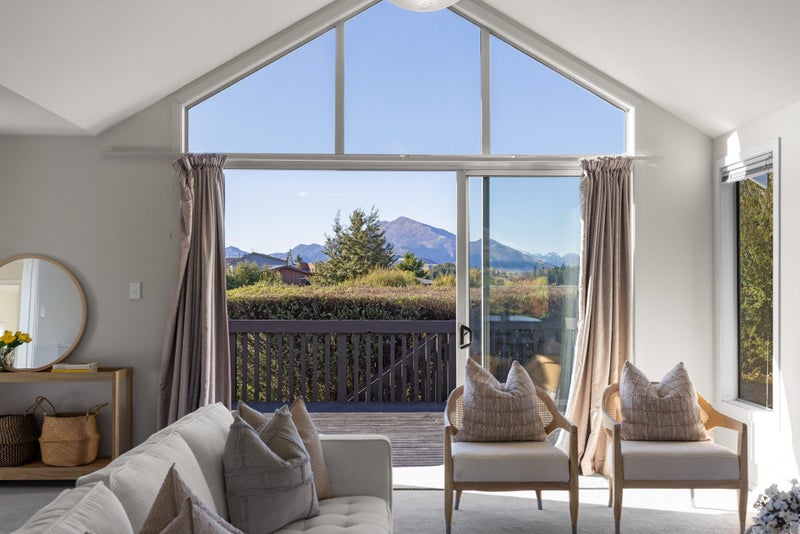 94 Anderson Road, Wanaka - Carousel 1