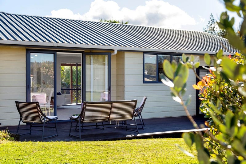 3 Amberly Rise, Helensville, Helensville - Carousel 1