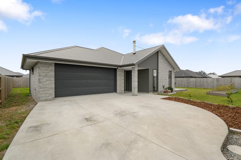 37 Lunn Crescent, Leeston, Selwyn, Canterbury - Carousel 2