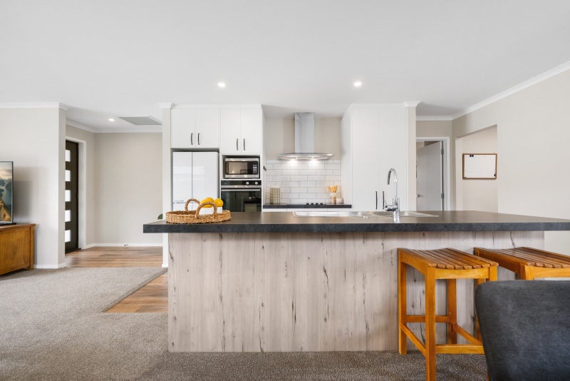 41 Wallis Drive, Cromwell, Cromwell - Carousel 2