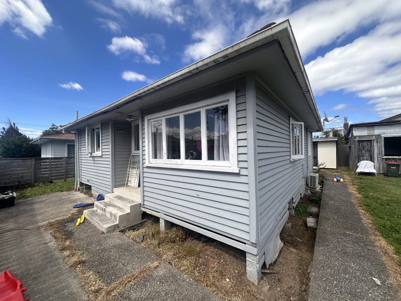 135 Clayton Road, Mangakakahi, Rotorua - Carousel 1