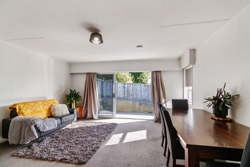 5B Middlebank Drive, Richmond, Richmond - Carousel 2