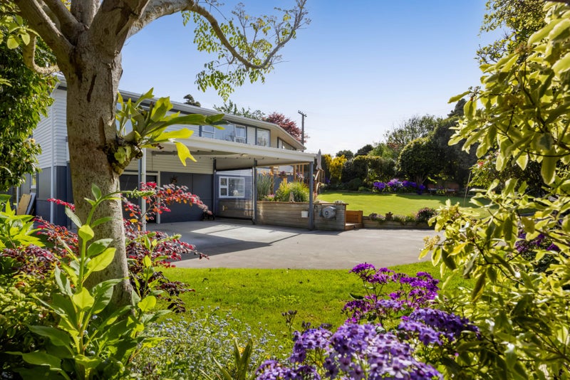 7 Climie Crescent, Hawera - Carousel 1