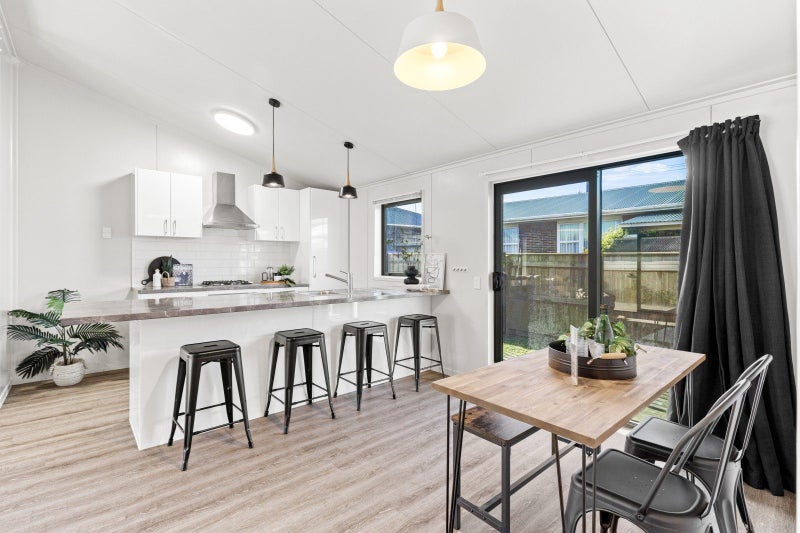 26 Drake Street, Feilding, Feilding - Carousel 1