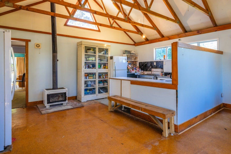 67 Onetangi Road, Onetangi, Waiheke Island - Carousel 2