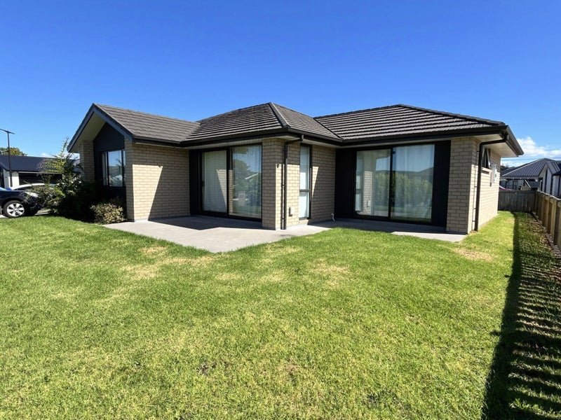 12 Kekewai Place, Tikipunga, Whangarei - Carousel 1