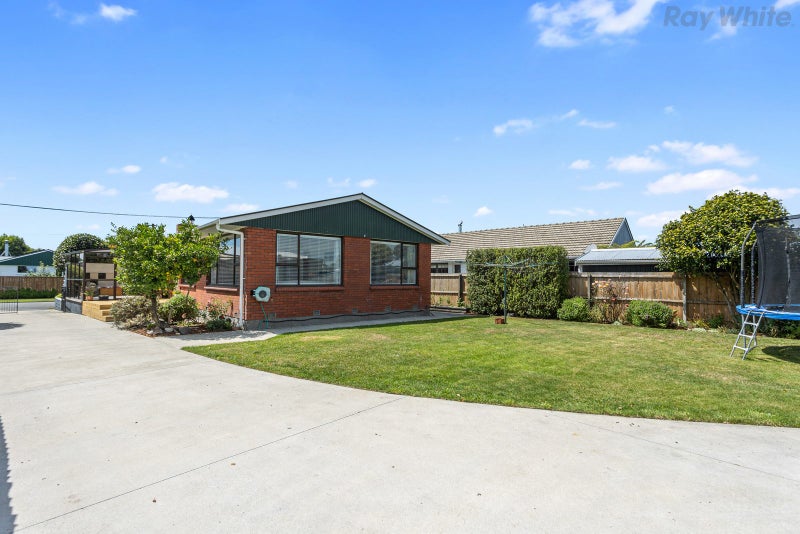 15 Leo Street, Bishopdale, Christchurch - Carousel 2