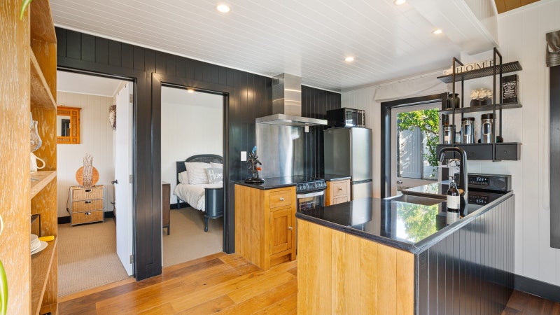 8 Island Terrace, Motunau, Greta Valley - Carousel 1