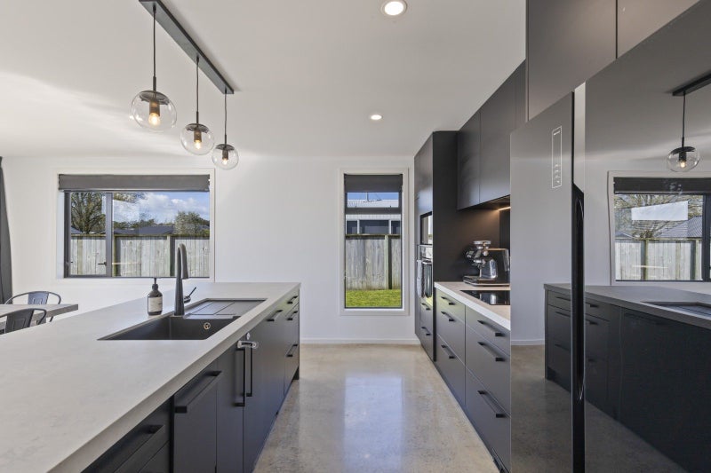 29 Smith Street, Lepperton, New Plymouth - Carousel 2