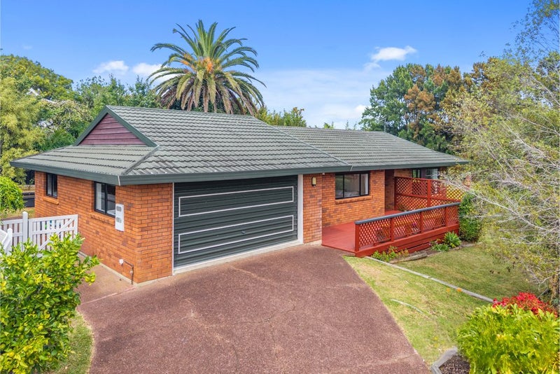 131F Parrs Cross Road, Glen Eden, Auckland - Carousel 1