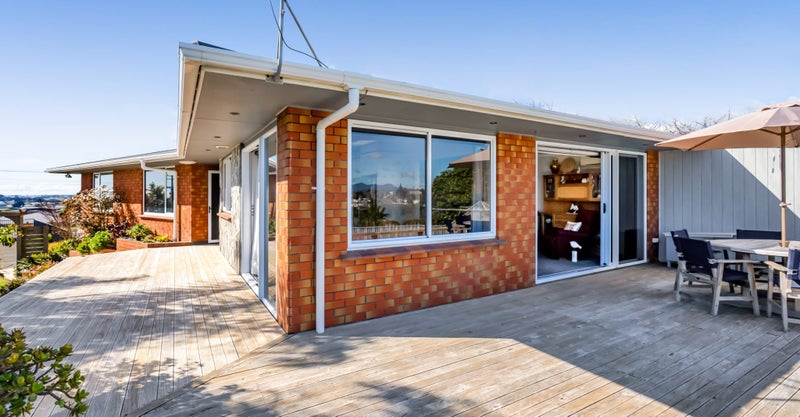 78 Queens Road, Glen Avon, New Plymouth - Carousel 1