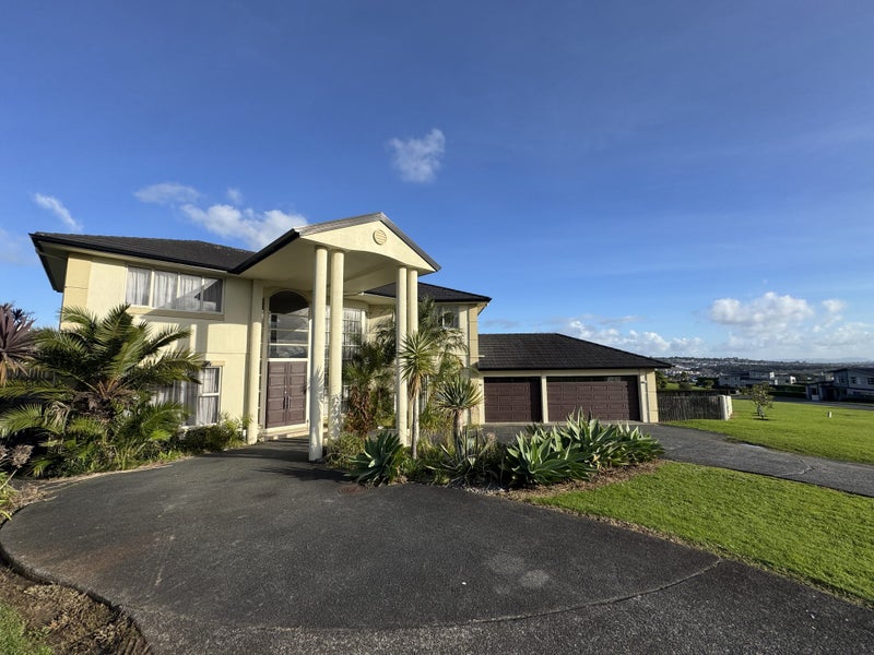22 Sovereign Street, Flat Bush, Auckland - Carousel 1