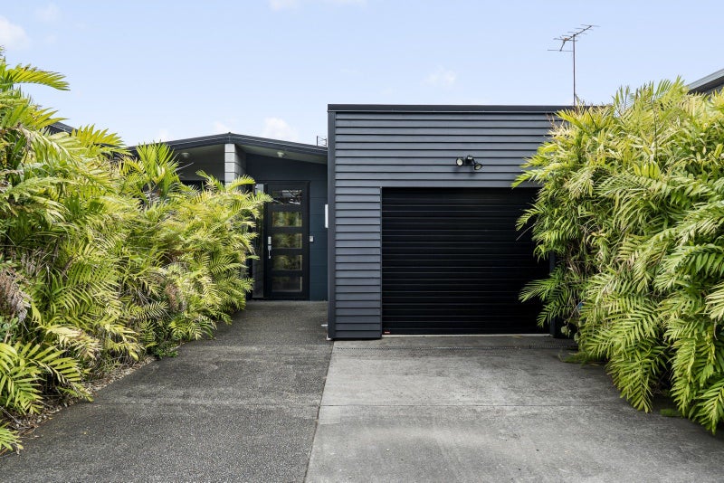 216A Powderham Street, New Plymouth, New Plymouth - Carousel 1