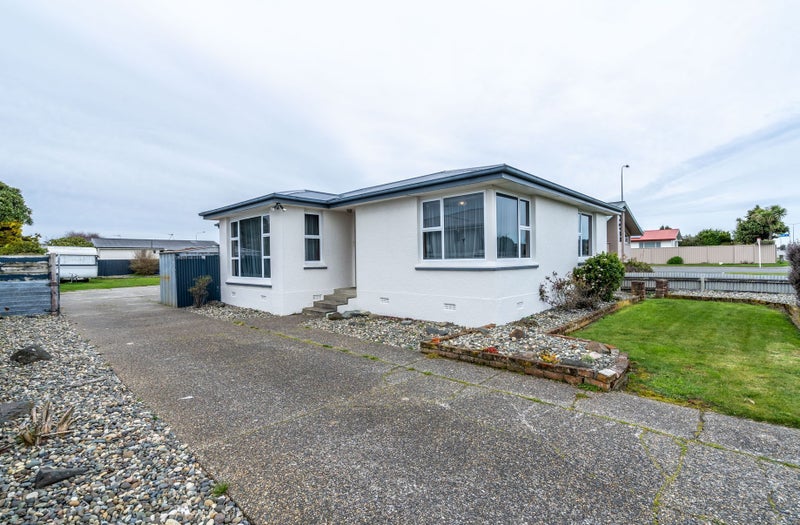 17 Regent Street, Newfield, Invercargill - Carousel 16