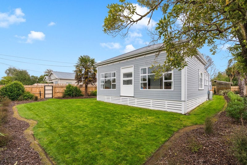 84 Cornwall Street, Masterton - Carousel 2