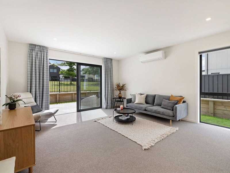 28 Woods Crescent, Cromwell, Cromwell - Carousel 2