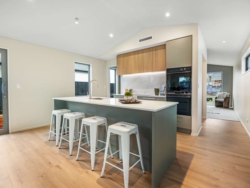 11 Twin Meadows Drive, Casebrook, Christchurch City, Canterbury - Carousel 2