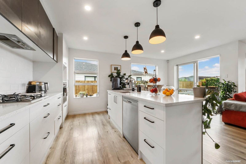 101 Station Road, Kumeu - Carousel 2