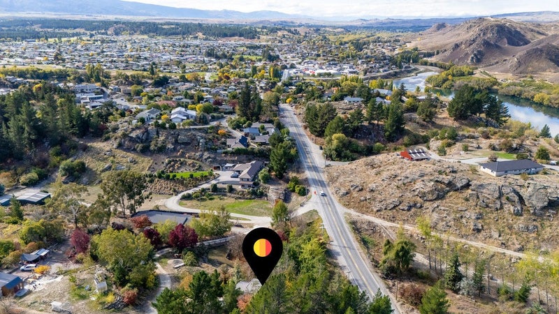 47 THE HALF MILE, BRIDGE HILL, ALEXANDRA - Carousel 25