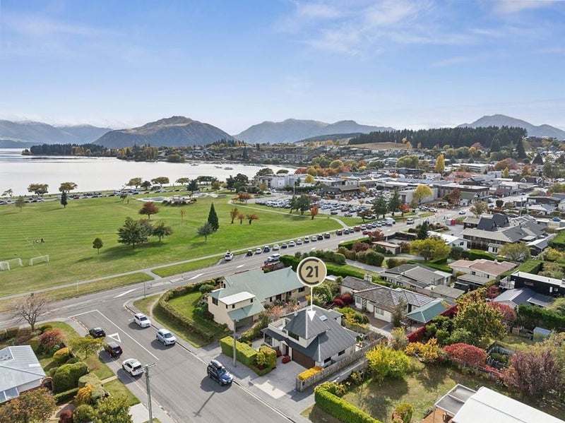 34B Youghal Street, Wanaka - Carousel 1
