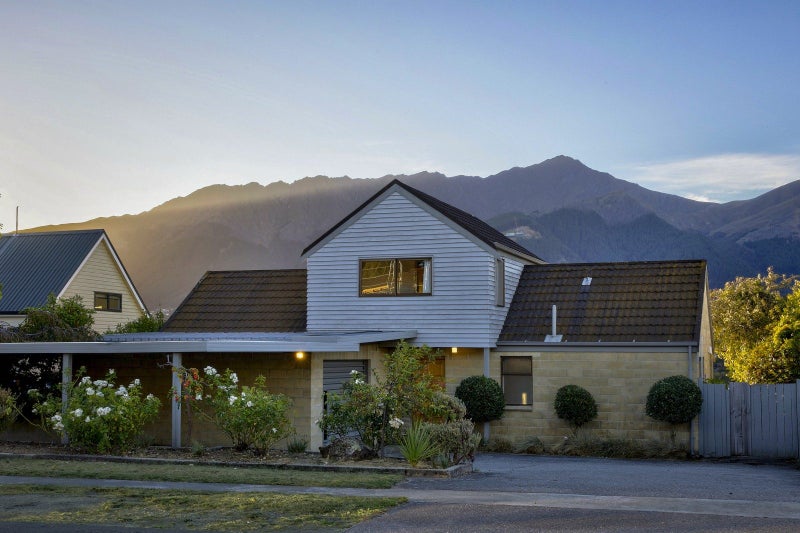 16 Oregon Drive, Kelvin Heights, Queenstown - Carousel 19