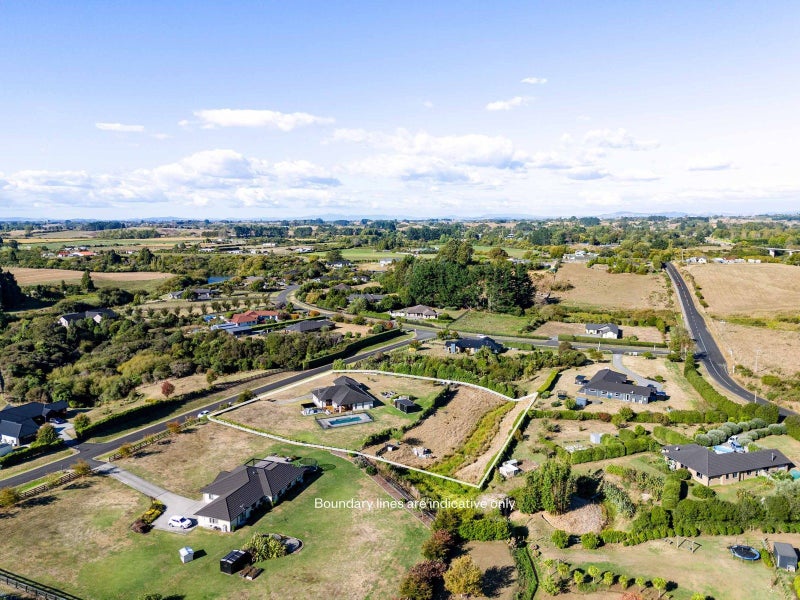 13 Houkura Place, Taupaki - Carousel 3