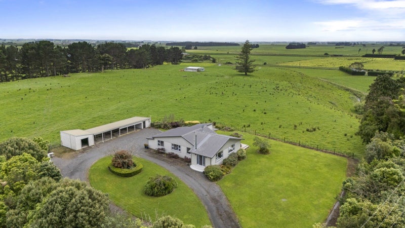 6 Brown Street, Foxton - Carousel 21
