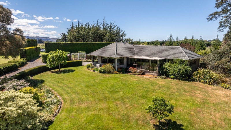 49 Ashworths Road, Amberley, Amberley - Carousel 1