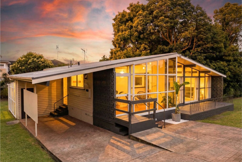 86 Kimber Hall Avenue, Mount Roskill, Auckland - Carousel 1