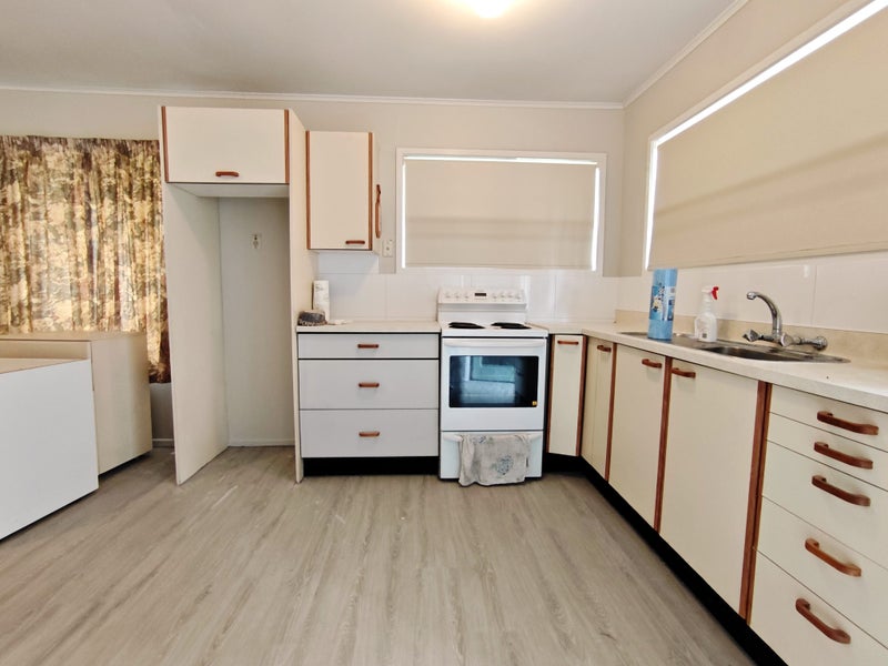 6 Garus Avenue, Mangere East, Auckland - Carousel 13