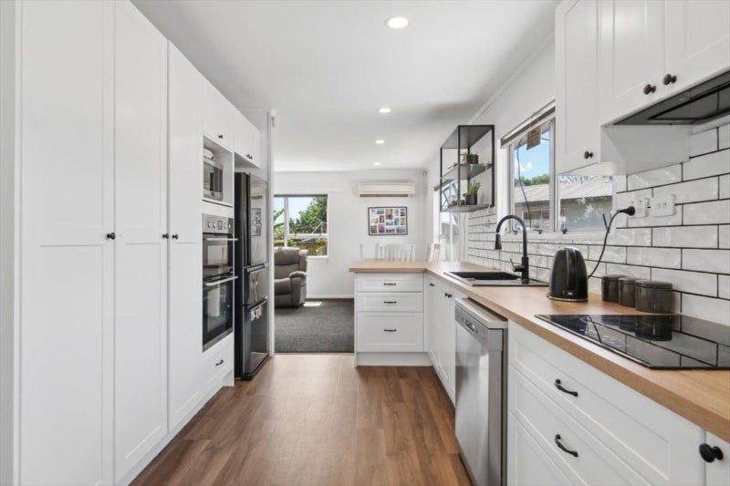 12 Conifer Place, Te Puke, Te Puke - Carousel 2