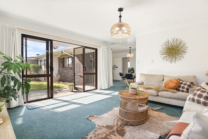 42A Holland Street, Glenholme, Rotorua - Carousel 2