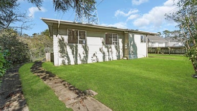 118 Bolton Street, Blockhouse Bay, Auckland - Carousel 1