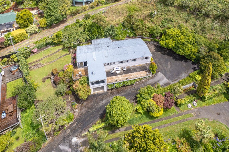 11 Hillside Terrace, Saint Johns Hill, Whanganui - Carousel 1