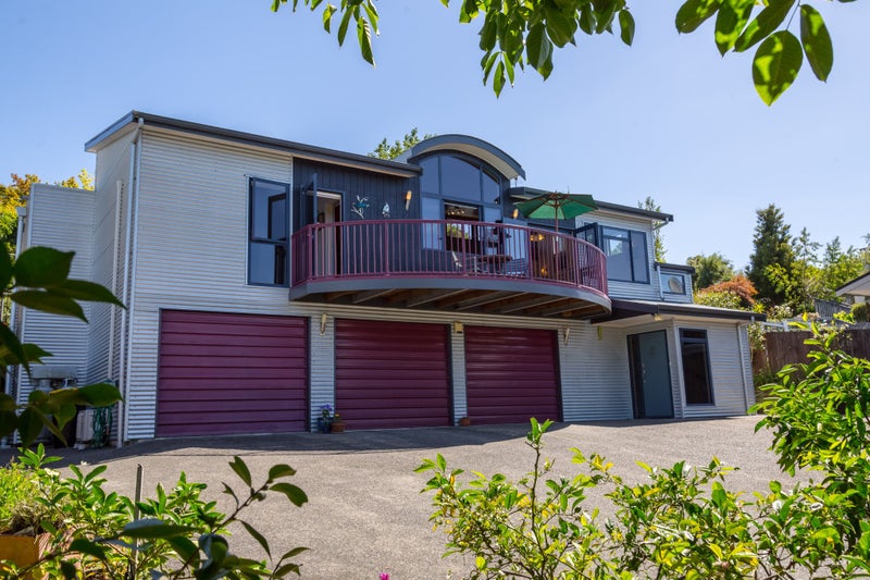 11 Konini Street, Lansdowne, Masterton - Carousel 2