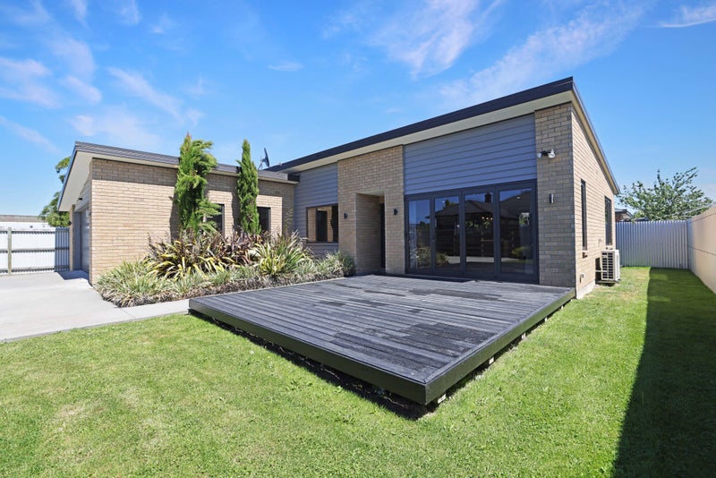 23A Cross Street, Allenton, Ashburton - Carousel 1