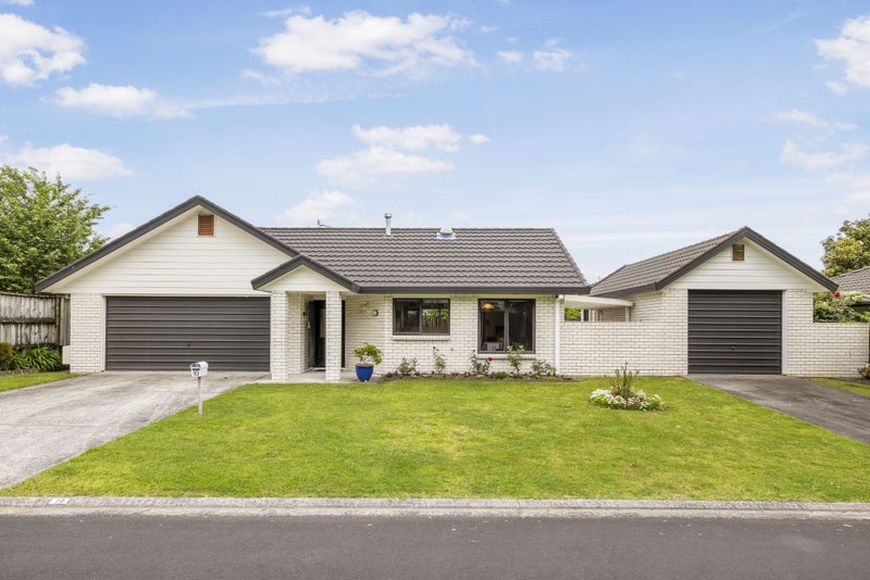 10 Hidcote Place, Bethlehem, Tauranga - Carousel 1