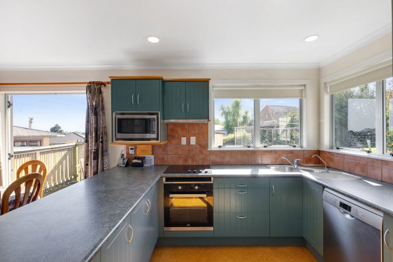 7 Davies Street, Paeroa, Paeroa - Carousel 2