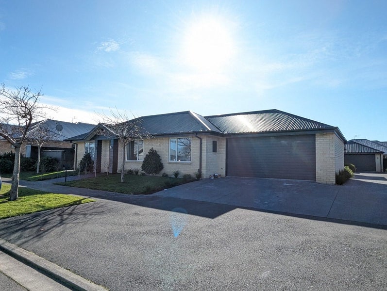 6 Somerville Crescent, Aidanfield, Christchurch - Carousel 18