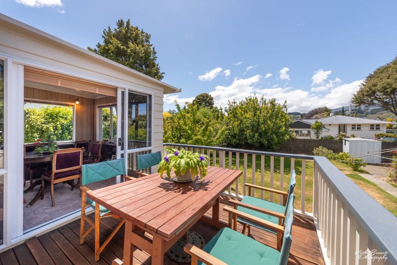 13 Arnot Avenue, Clouston Park, Upper Hutt - Carousel 26