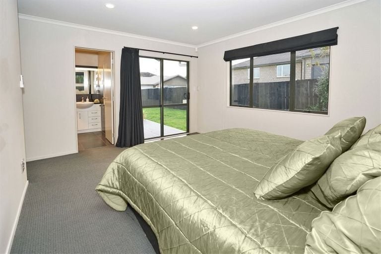 2 Fasham Lane, Huntington, Hamilton, Waikato - Carousel 14