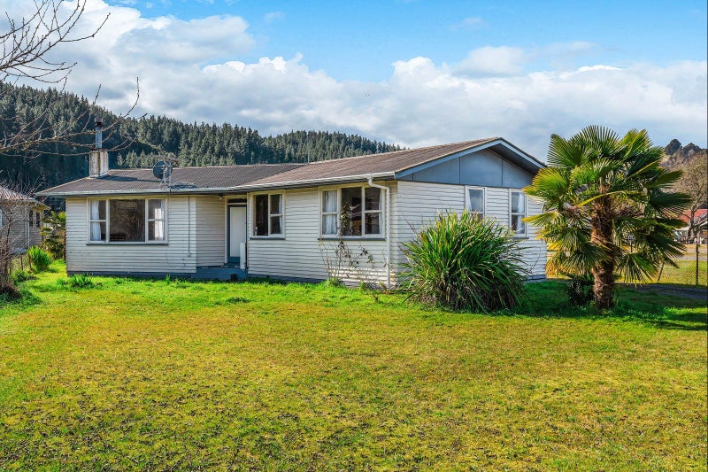 176 Taupo Road, Taumarunui - Carousel 1