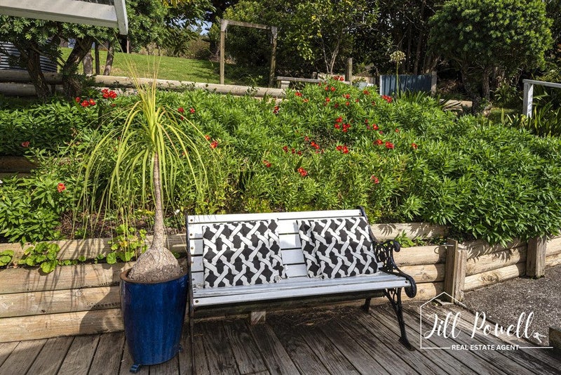 2 Cliff Street, Pahi, Paparoa - Carousel 40