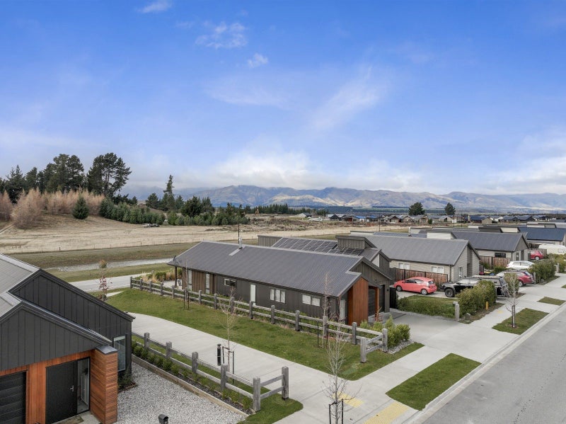 24 Malvern Road, Wanaka - Carousel 15