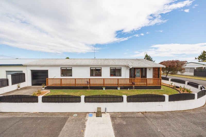 35 Acacia Street, Kelvin Grove, Palmerston North - Carousel 21