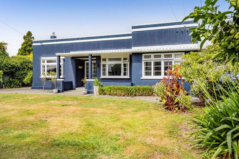 6 Disraeli Street, Hawera - Carousel 2
