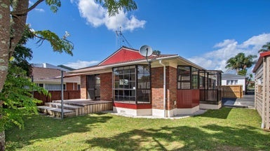 1/12 Hassard Street, Kensington, Whangarei - Carousel 1